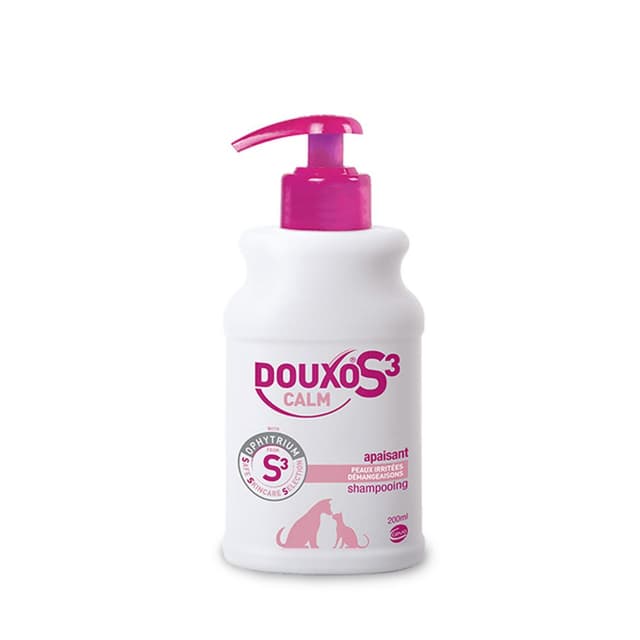 Shampooing Douxo S3 Calm anti-démangeaisons pour chien et chat