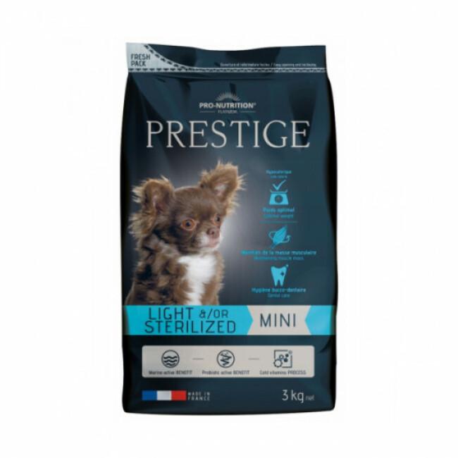 Croquettes Prestige mini adulte Light & Sterilized Flatazor Pro Nutrition pour chien de petite race